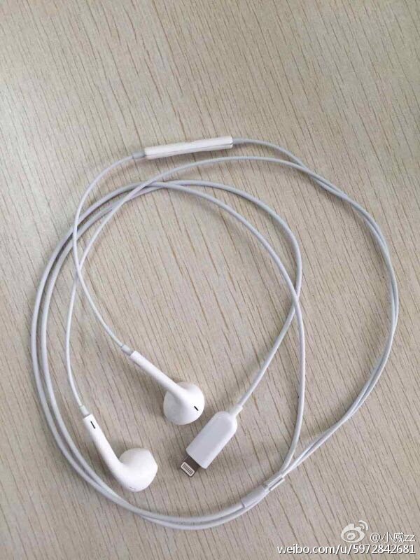 iphone-7-lightning-earpods-002
